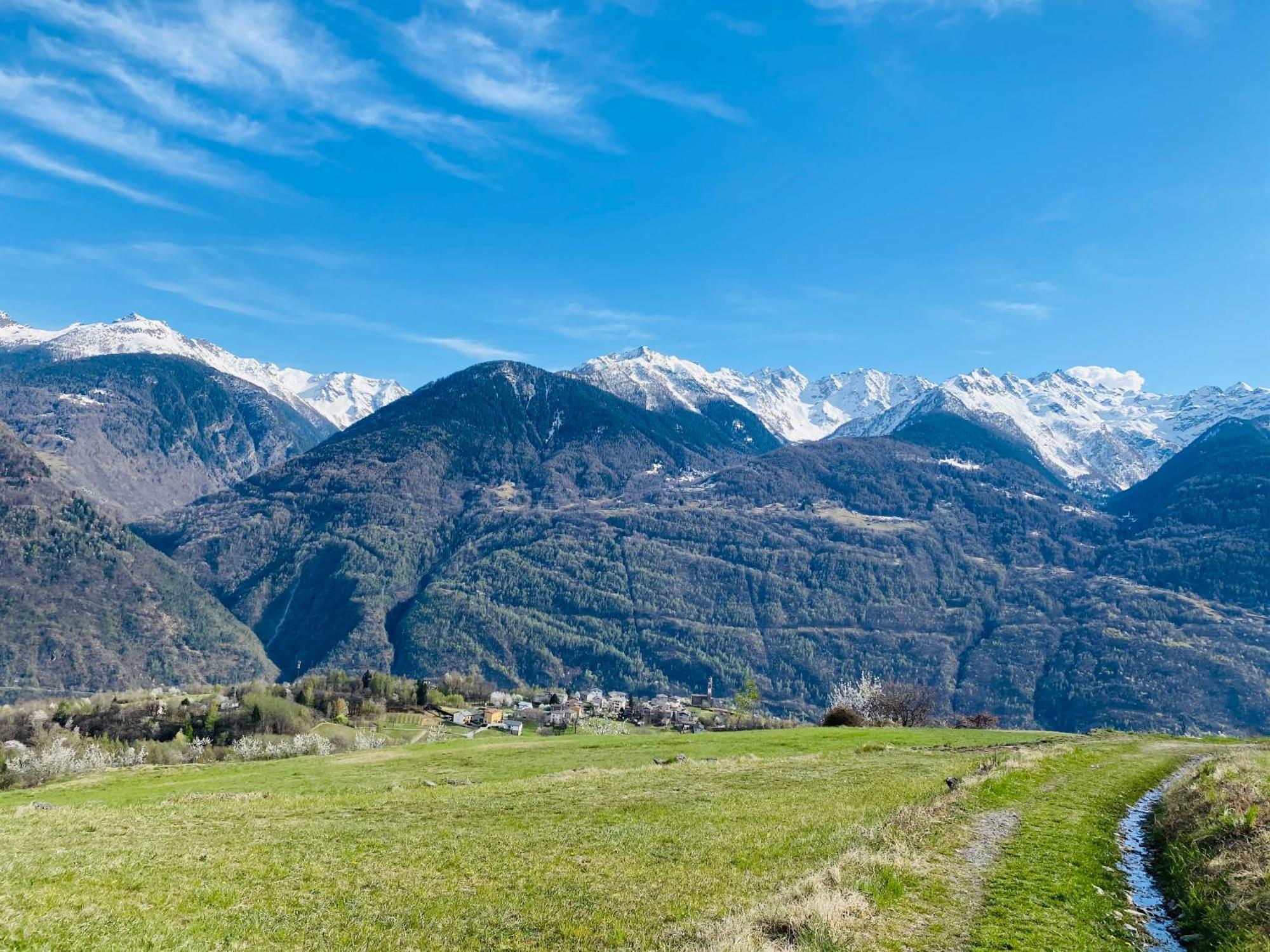 Appartamento Casa Giuliana Teglio Esterno foto